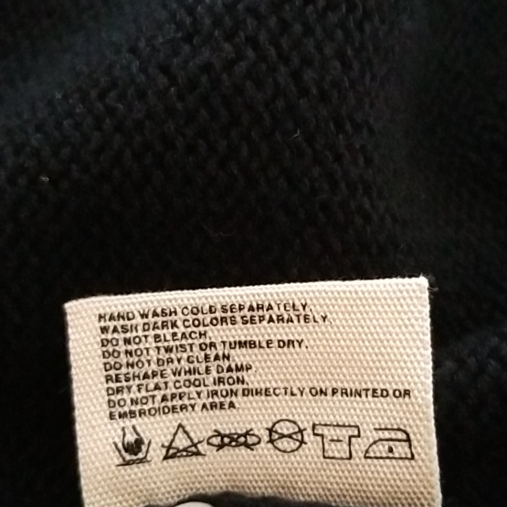 New Akoo Slickest Sweater - Picture 10 of 10